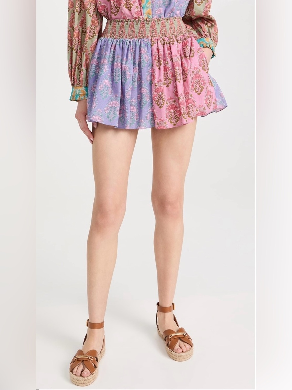 Charina Sarte
Anais Shorts
Size Small